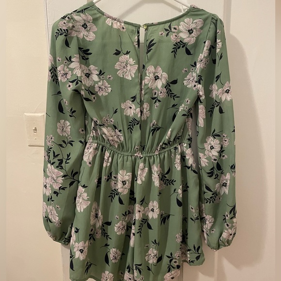 Green Floral Romper - Picture 3 of 6